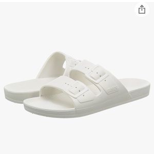 Freedom Moses Two Band White Slides Size 6/7 (36/37)